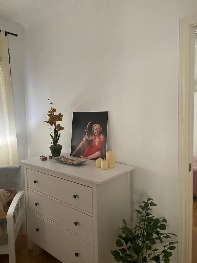Acogedor Apartamento En Pleno Corazon De Triana Seville 0*,