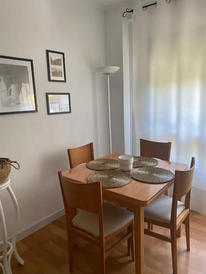 Apartment Acogedor Apartamento En Pleno Corazon De Triana Seville